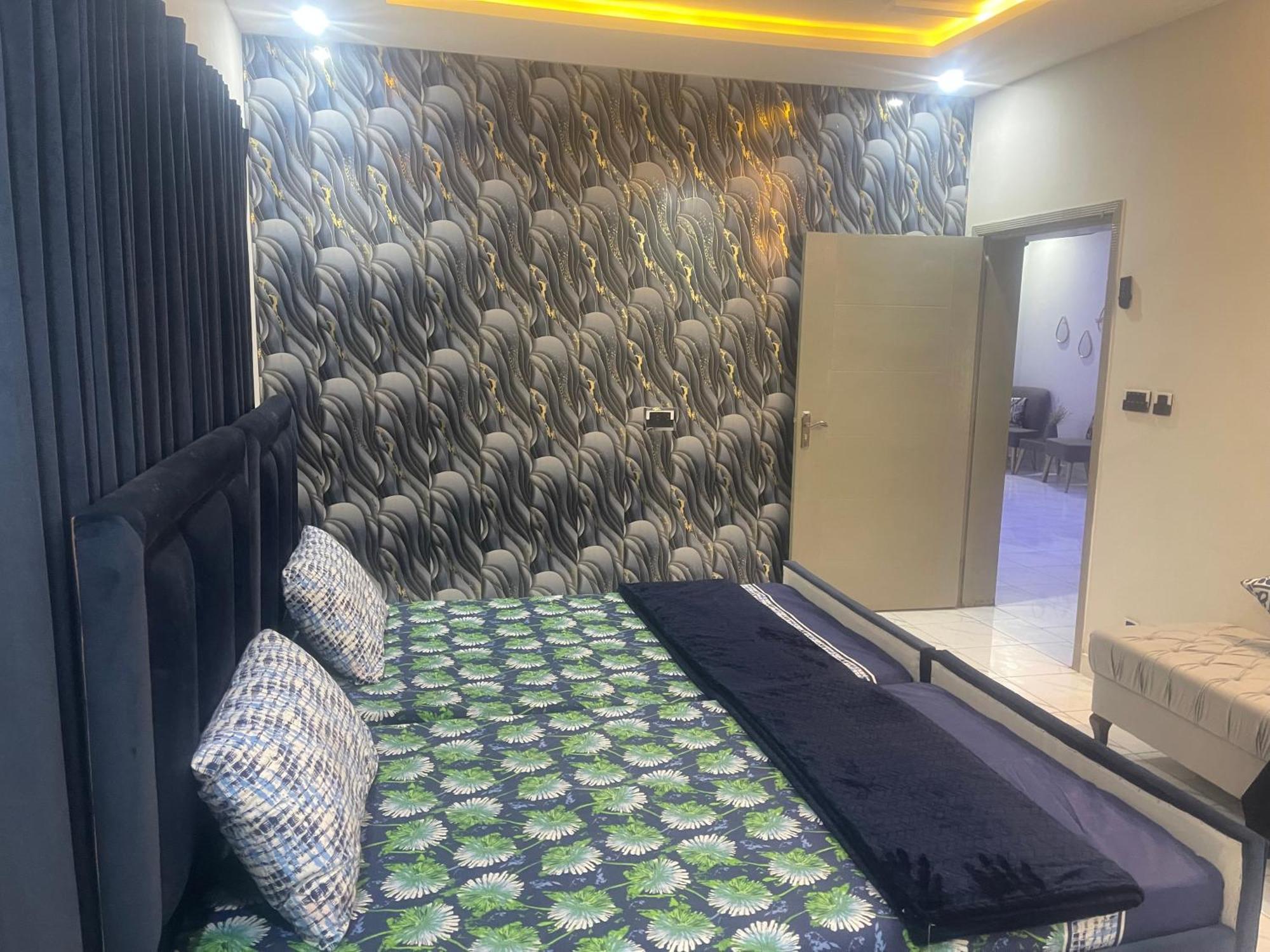 Velvet Vibes Villa Near Islamabad Airport Dhok Sandemar Exterior foto
